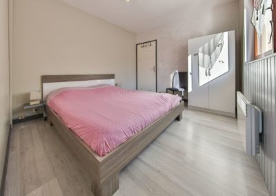 Chambre du gite de groupe Orchidée
